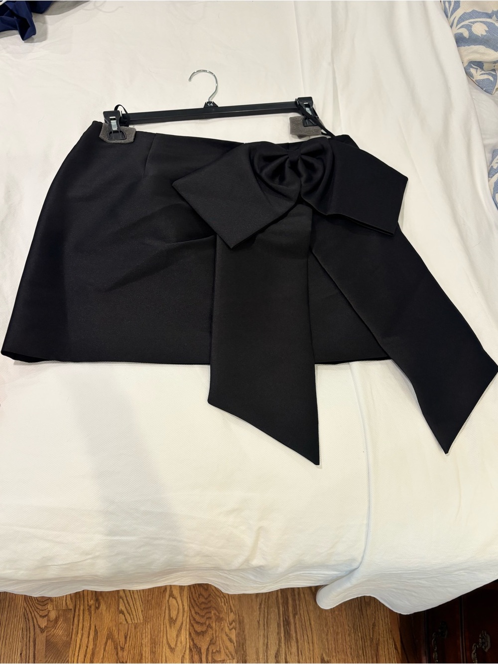 ANTONIO MELANI Black Mini Skirt with Oversized Bow
